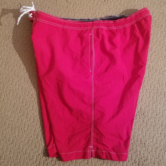 Lands' End Mens Solid Volley Swim Trunks Red - Picture 7 of 8